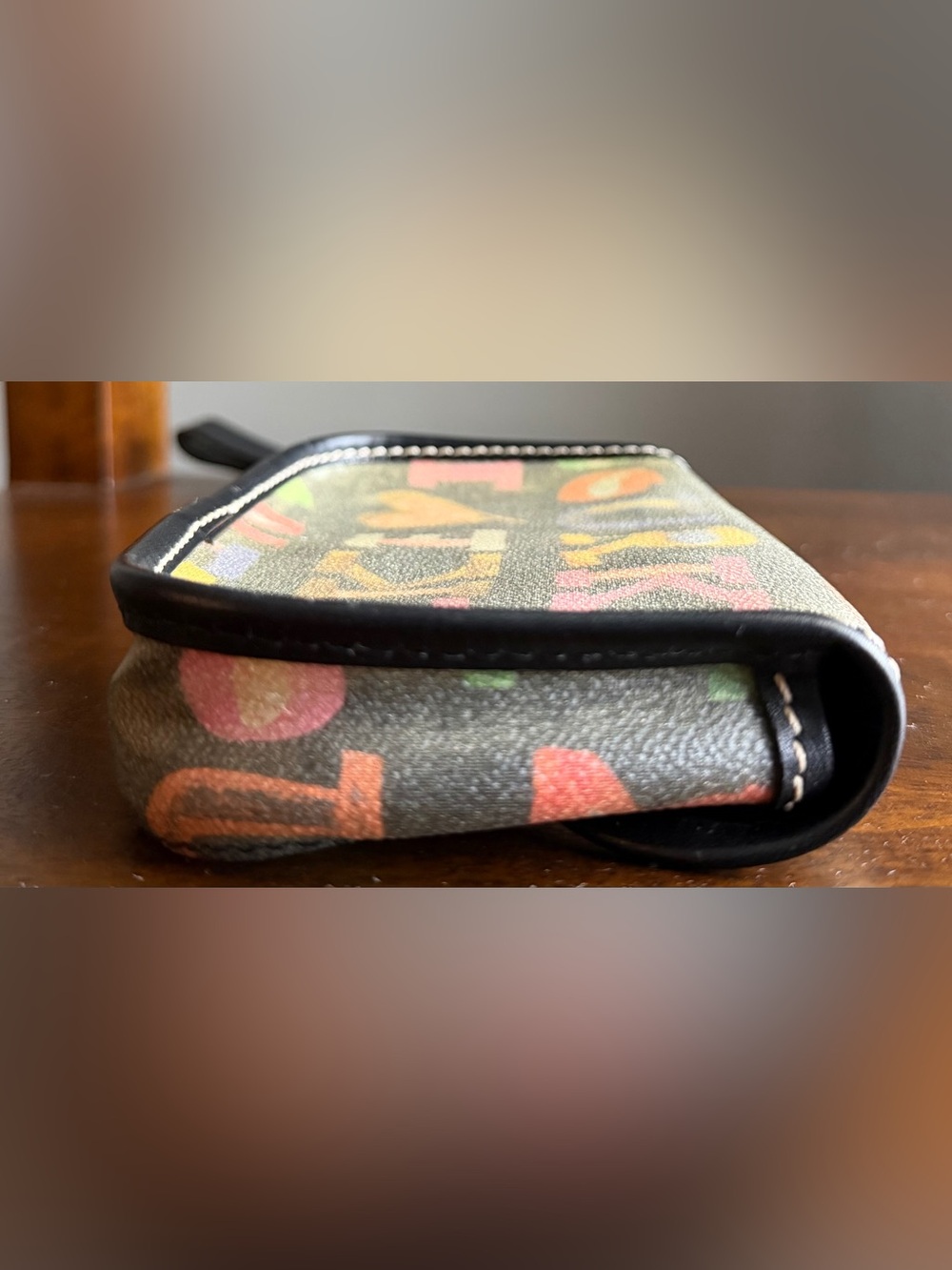 Y2K Dooney & Bourke “It Bag” Era Graffiti Doodle Wristlet - Picture 8 of 11